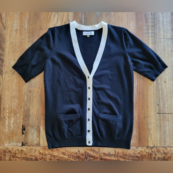 Calvin Klein Womens Small Short Sleeve Black White Button Up Sweater Cardigan B4 - Picture 1 of 6